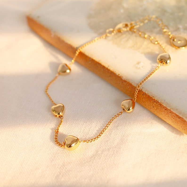 Gold Heart Anklet: Dainty 16K Plated Minimalist Ankle Bracelet
