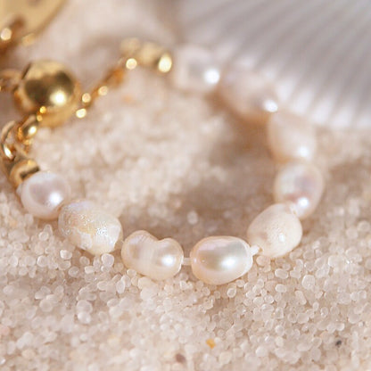 Emerald Pearl Birthstone Ring: Gold Chain Adjustable Ring