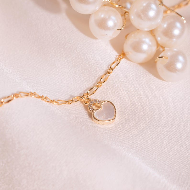 Heart Lock Mother of Pearl Anklet - 16K Gold Plated